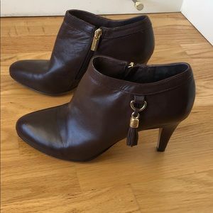 Vince Camuto Bootie